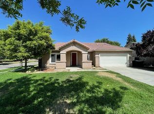 174 N Boise Ct, Visalia, CA 93291