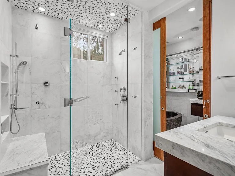 210 E Hyman Ave #1 — Photo 8