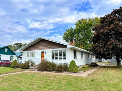 1202 S 9th St, Prairie Du Chien, WI, 53821