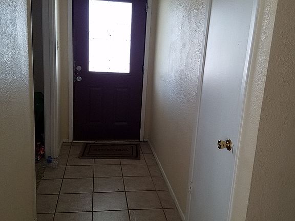 3rd image of 2203 SE 9th St