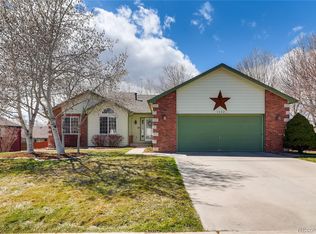 1122 Country Acres Dr, Johnstown, CO 80534