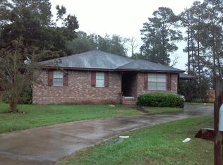 402 Riverview Dr, Savannah, GA 31404