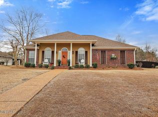 207 Pecan Cir, Brandon, MS 39042