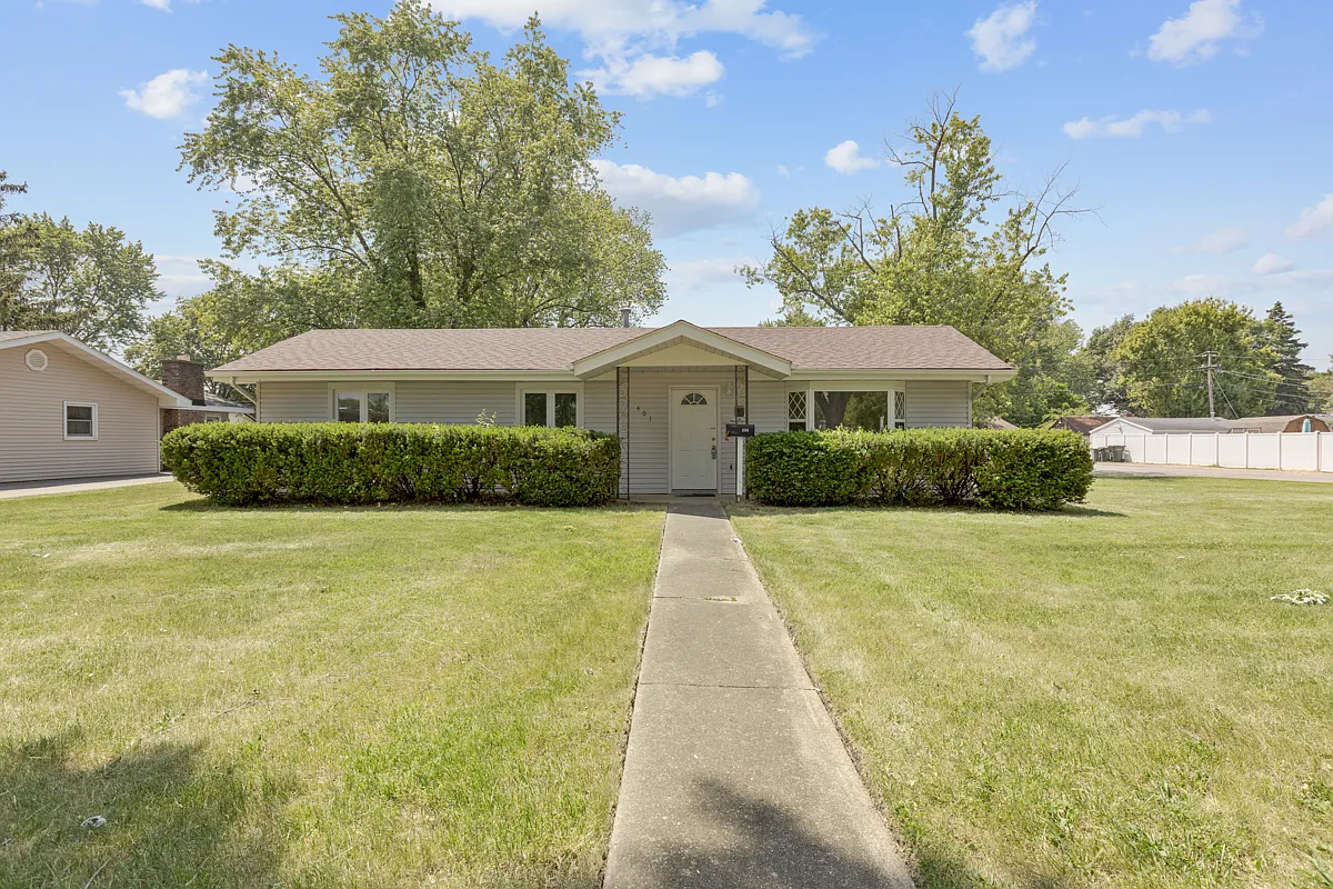 401 Burke Dr photo 1