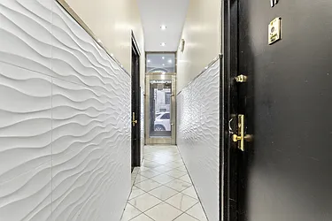 Rented by Safdie Realty Group