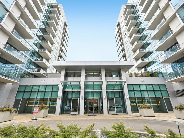 125 S Green St APT 1007A, Chicago, IL 60607