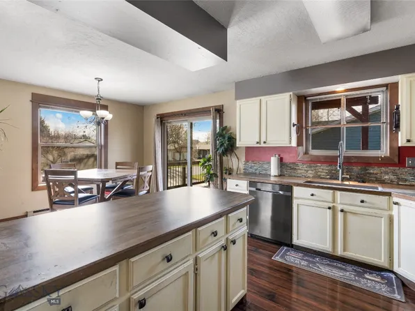 210 Spruce St, Manhattan, MT 59741