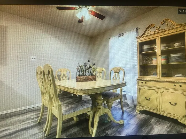 717 Westwind Ln — Photo 3
