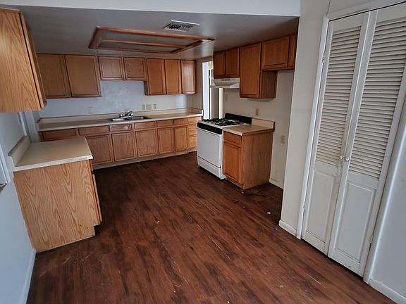 4th image of 2621 W MARIPOSA Street