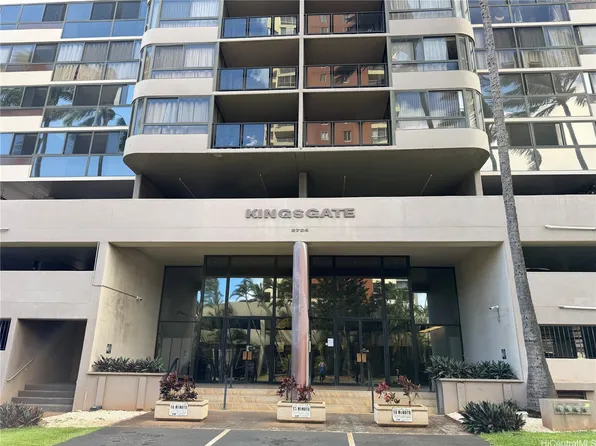2724 Kahoaloha Ln APT 2401, Honolulu, HI 96826