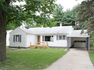 1616 W White St, Champaign, IL 61821