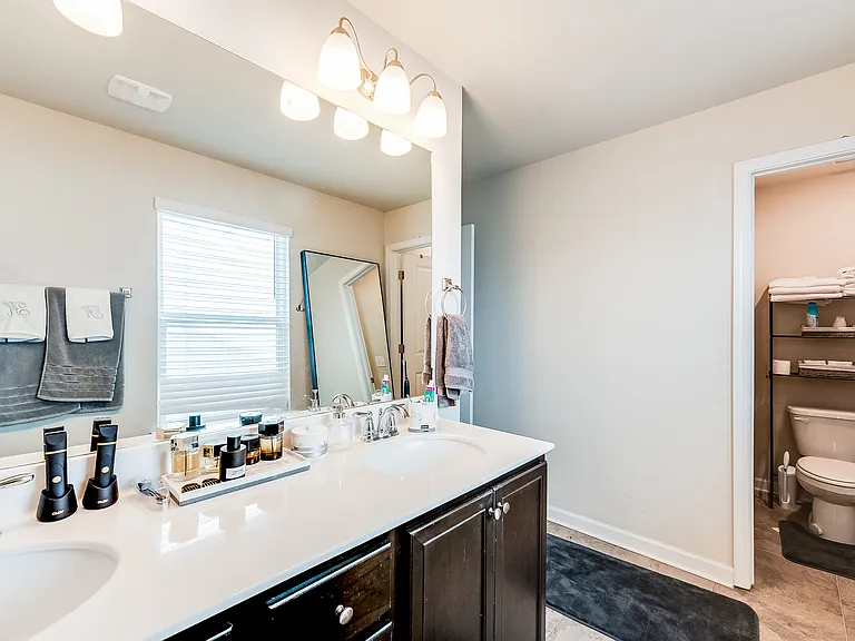 1313 Sweetbriar Cir — Photo 19