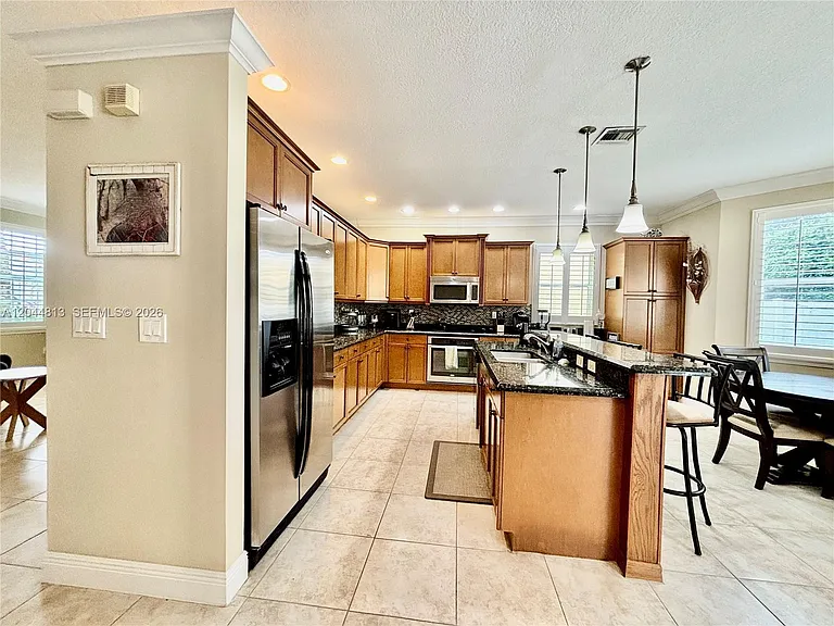 9109 Dupont Pl — Photo 18
