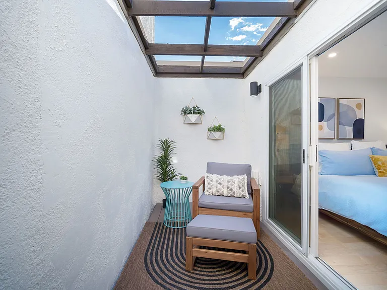 7 Barcelona Dr — Photo 13