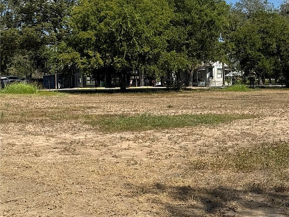 4th image of 7555 Gin Rd