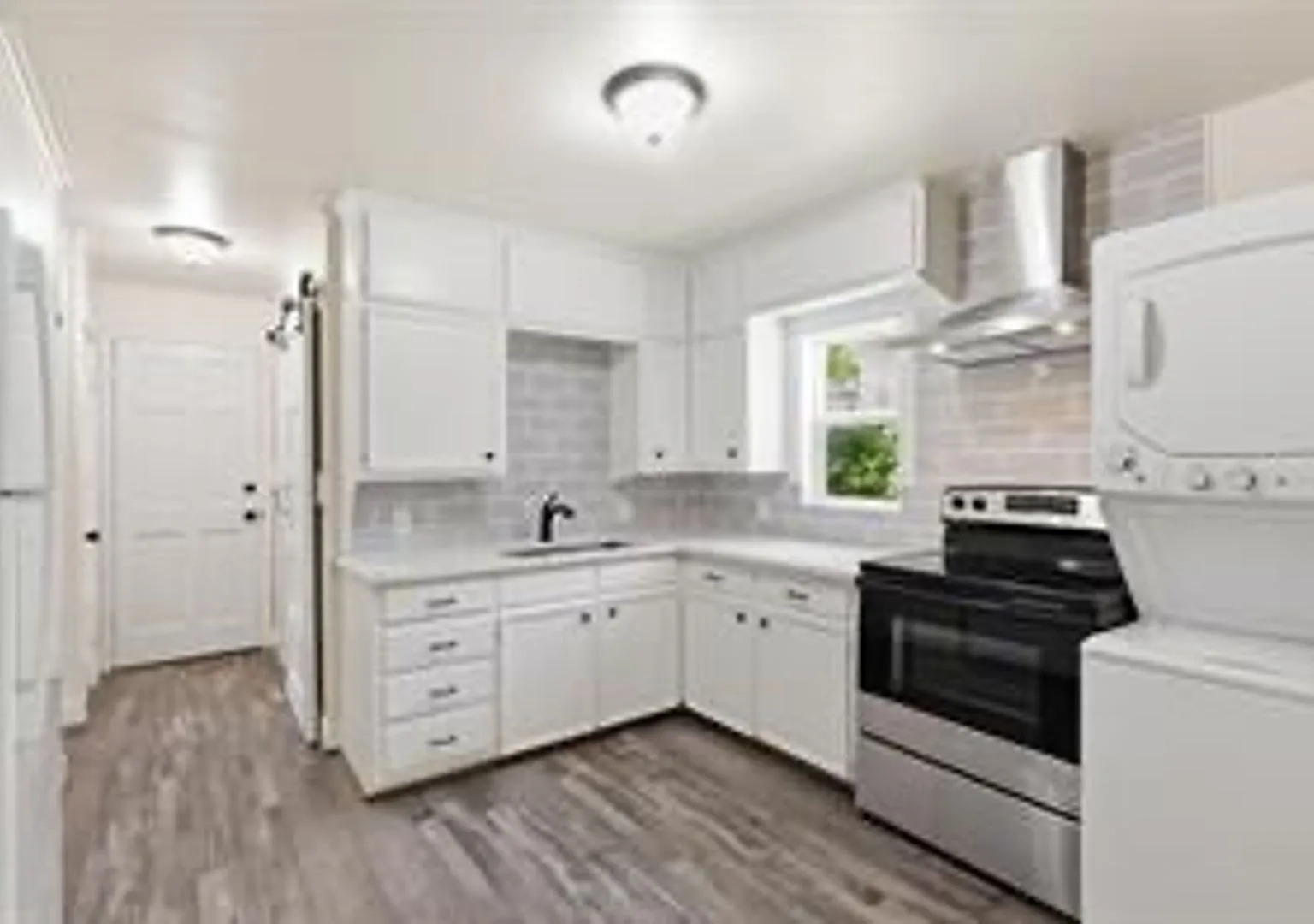 Charming, Updated, and Just Minutes from Downtown Weatherford — Photo 4