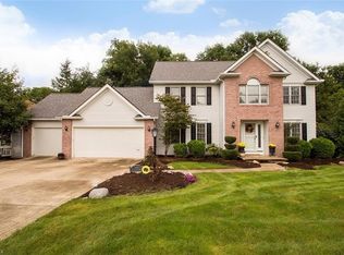 1168 Gold Crest Dr, Medina, OH 44256