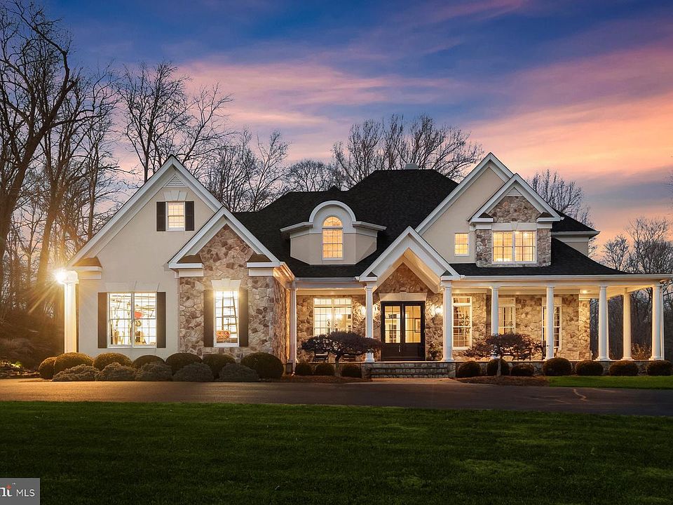 1st image of 2890 Hunt Valley Dr
