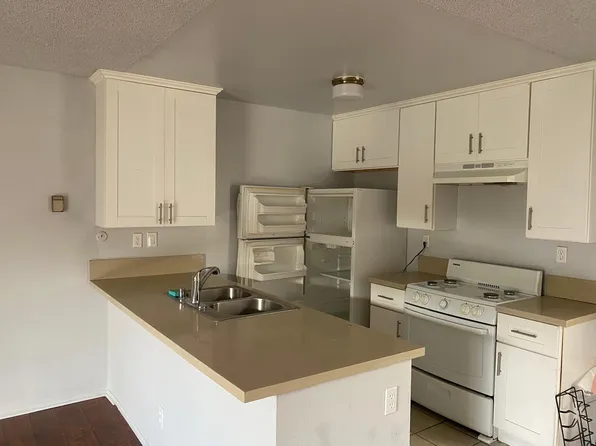 6624 Woodley Ave APT 208, Van Nuys, CA 91406