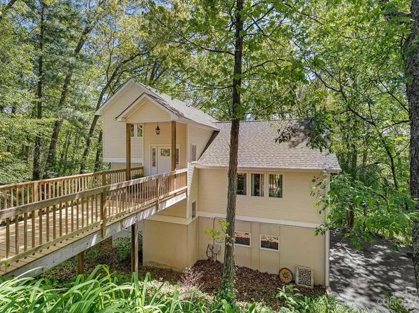 8 Sheppard Dr, Asheville, NC