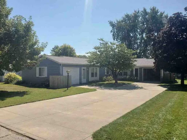 220 Henry St #220, Kendallville, IN 46755