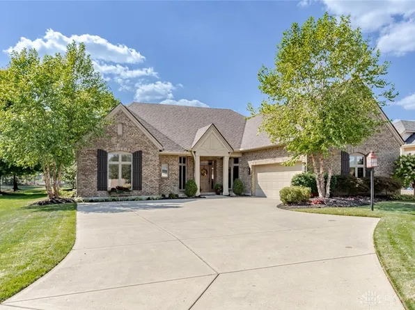 1384 Courtyard Pl, Dayton, OH 45458