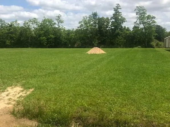 210 Zoie Dr, Lafayette, LA 70507