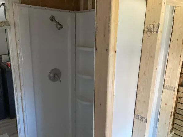 19 Roosevelt Ave #1, Mystic, CT 06355