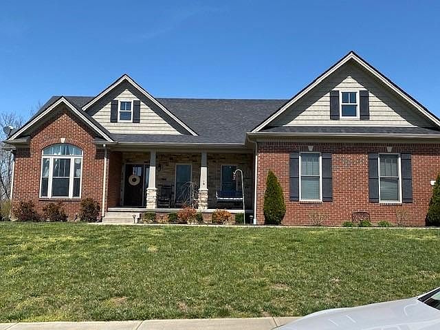 1st image of 612 Falcon Crest Dr