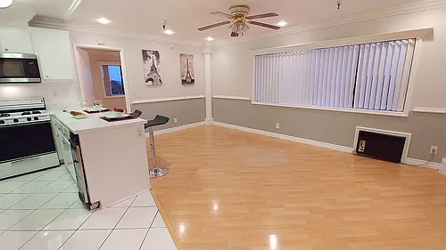 Floor plan 304
