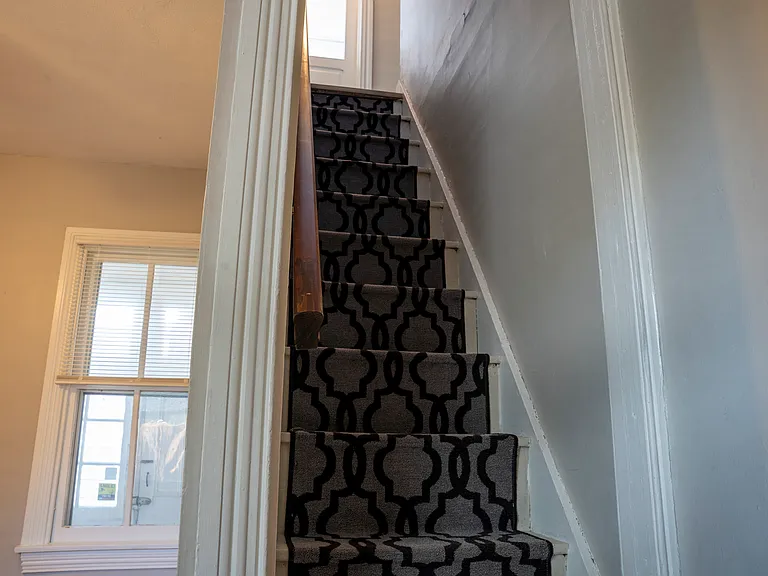 462 N Charlotte St #B — Photo 4