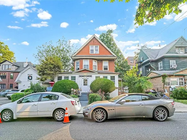 8534 121st St, Kew Gardens, NY 11415