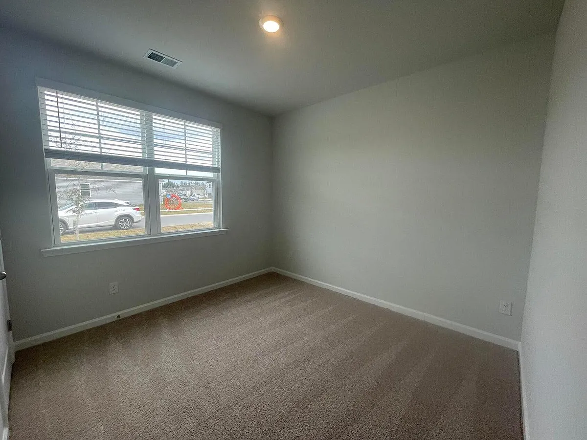 Property Photo - 206 Oakwood Blvd