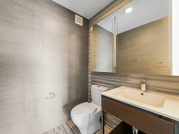 5th image of 605 W 42nd St APT 59F