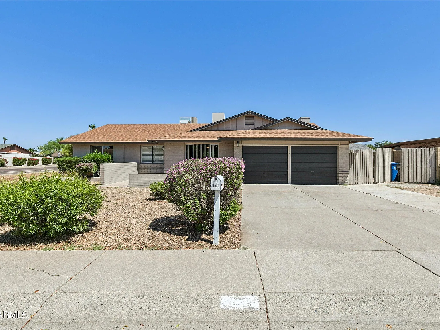 3 bed, 2.0 bath, 2018 sqft, $2,495 — Photo 1