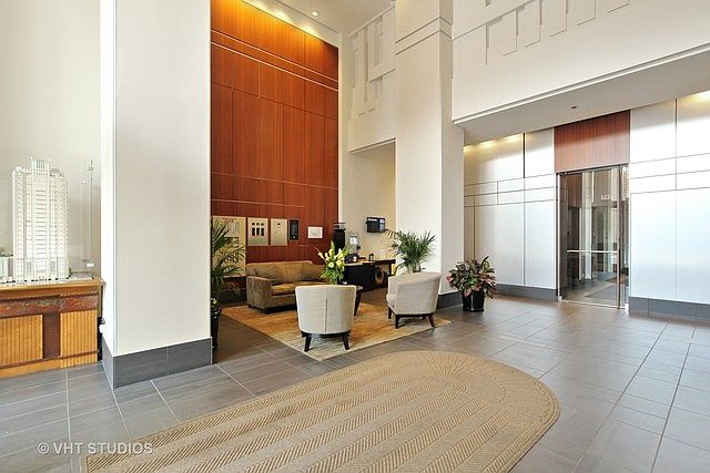 1st image of 1400 S Michigan Ave APT 2504