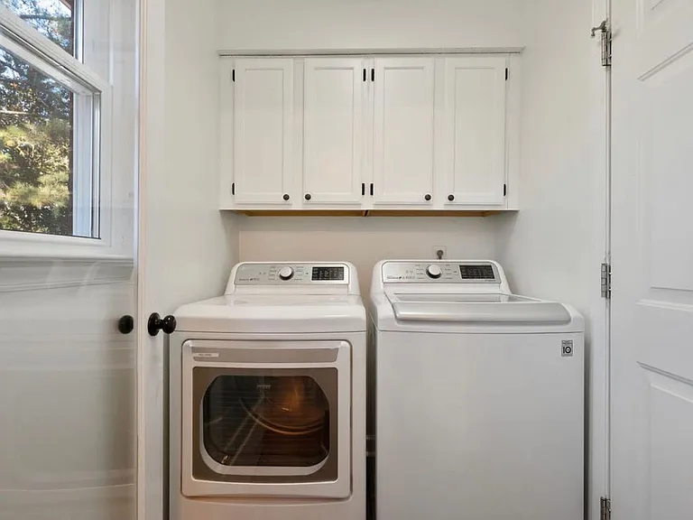 6908 Orchard Knoll Dr — Photo 14