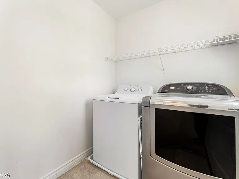 2621 Lazy Leopard Ct — Photo 14