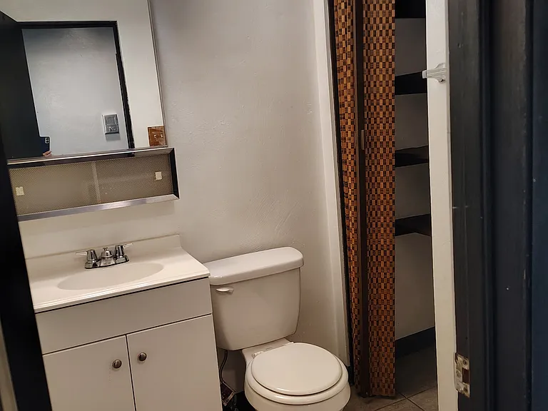 120 Vernon Ave #1 — Photo 6