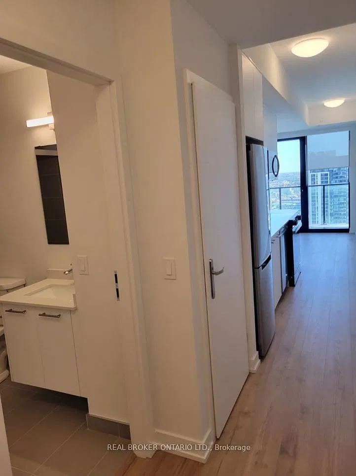 1 bed, $1,595 — Photo 3