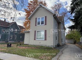 237 Kaukauna St, Menasha, WI 54952