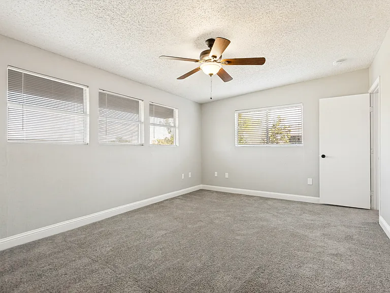 14372 Haymeadow Cir — Photo 25