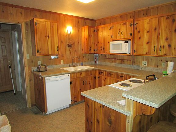 5th image of 6265 Lark Dr