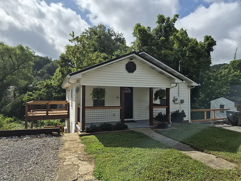 2612 Scottish Pike — Photo 21