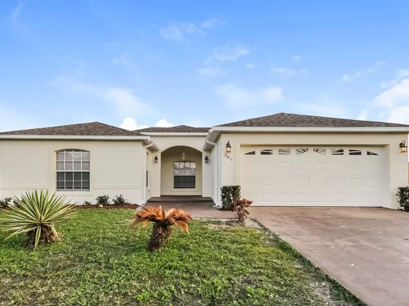 387 Cocoa Ct, Kissimmee, FL 34758