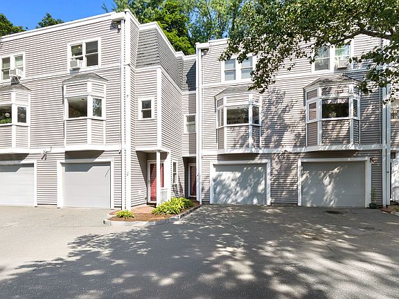 2nd image of 117 High St APT 12A