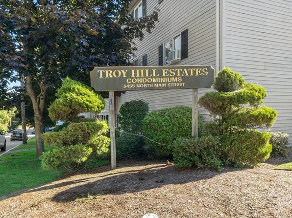 5455 N Main St #7D, Assonet, MA 02702