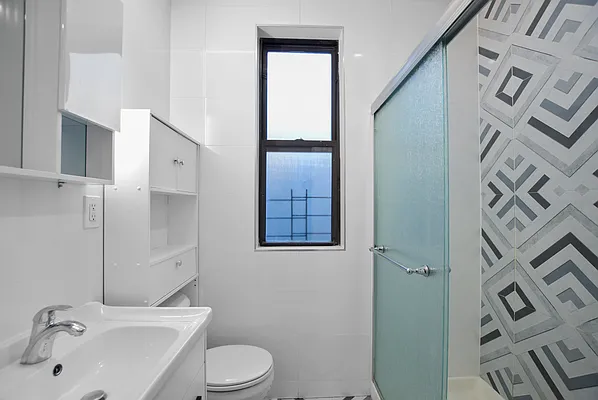 Rented by Keller Williams NYC | media 15