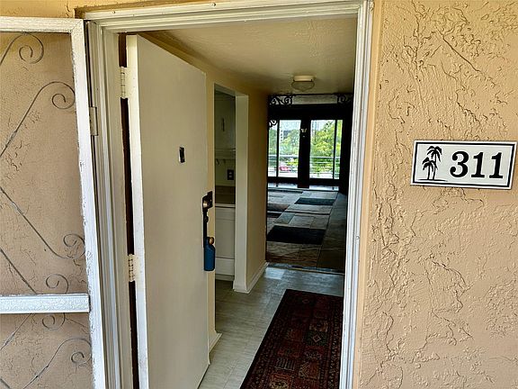 3rd image of 2811 Somerset Drive #311