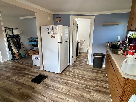 5th image of 108 Tecumseh St